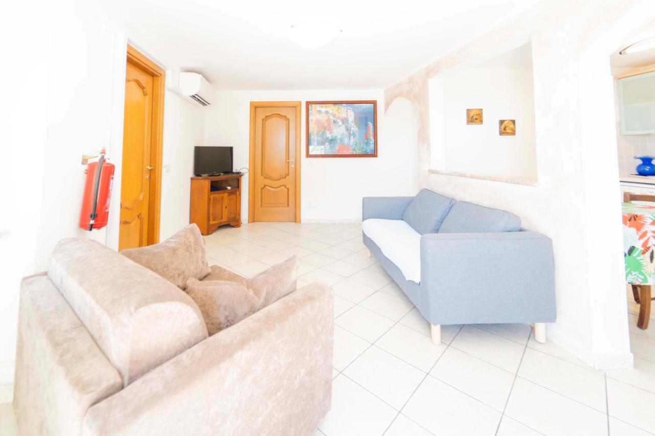 Casa Vacanza Il Portico Монелья Екстер'єр фото