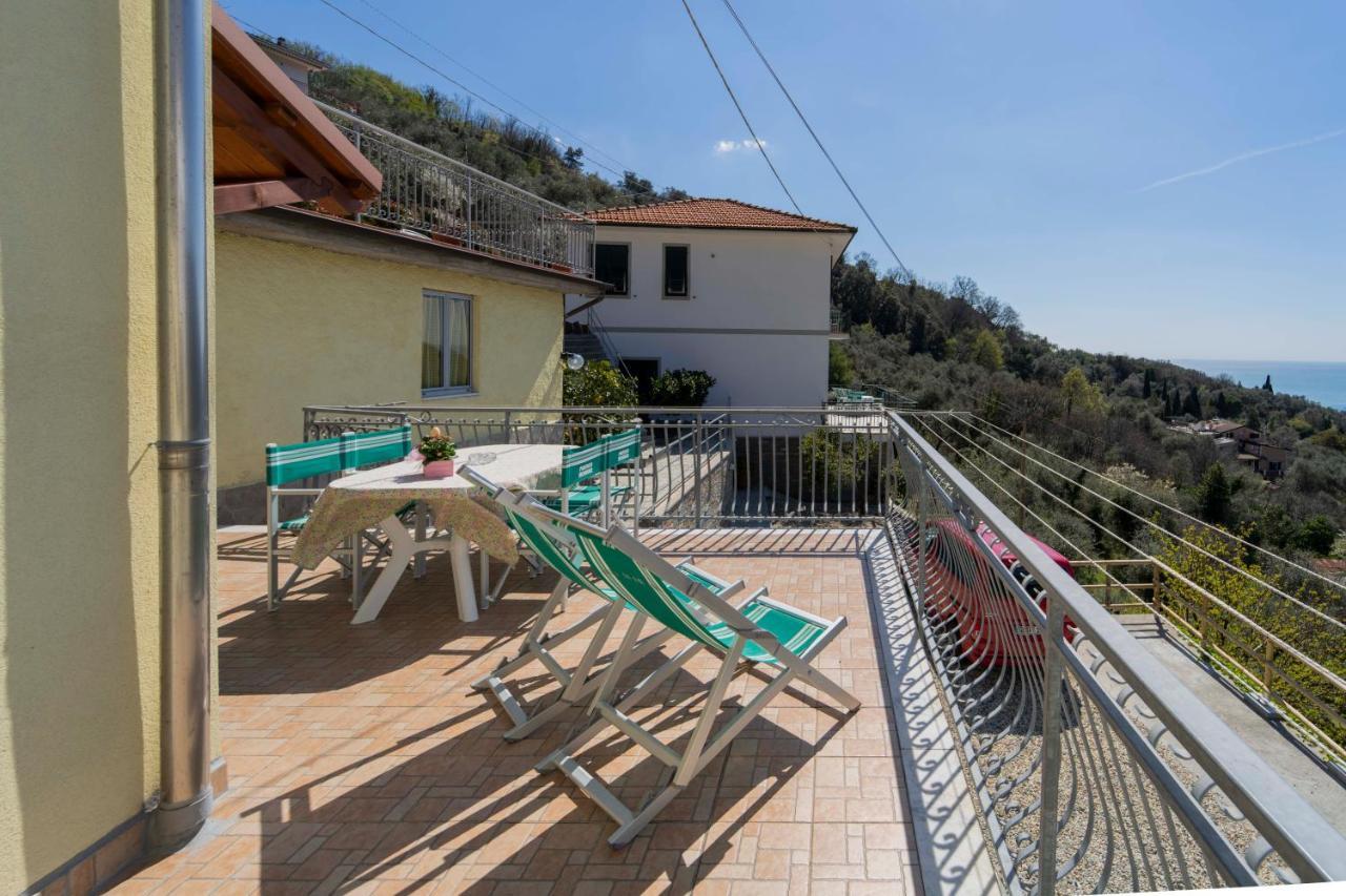 Casa Vacanza Il Portico Монелья Екстер'єр фото