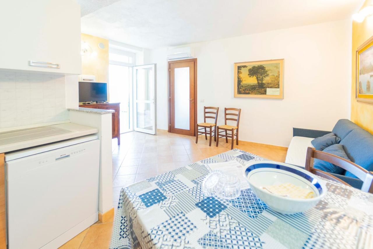 Casa Vacanza Il Portico Монелья Екстер'єр фото