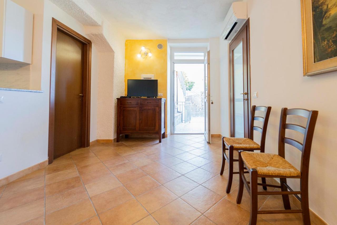 Casa Vacanza Il Portico Монелья Екстер'єр фото