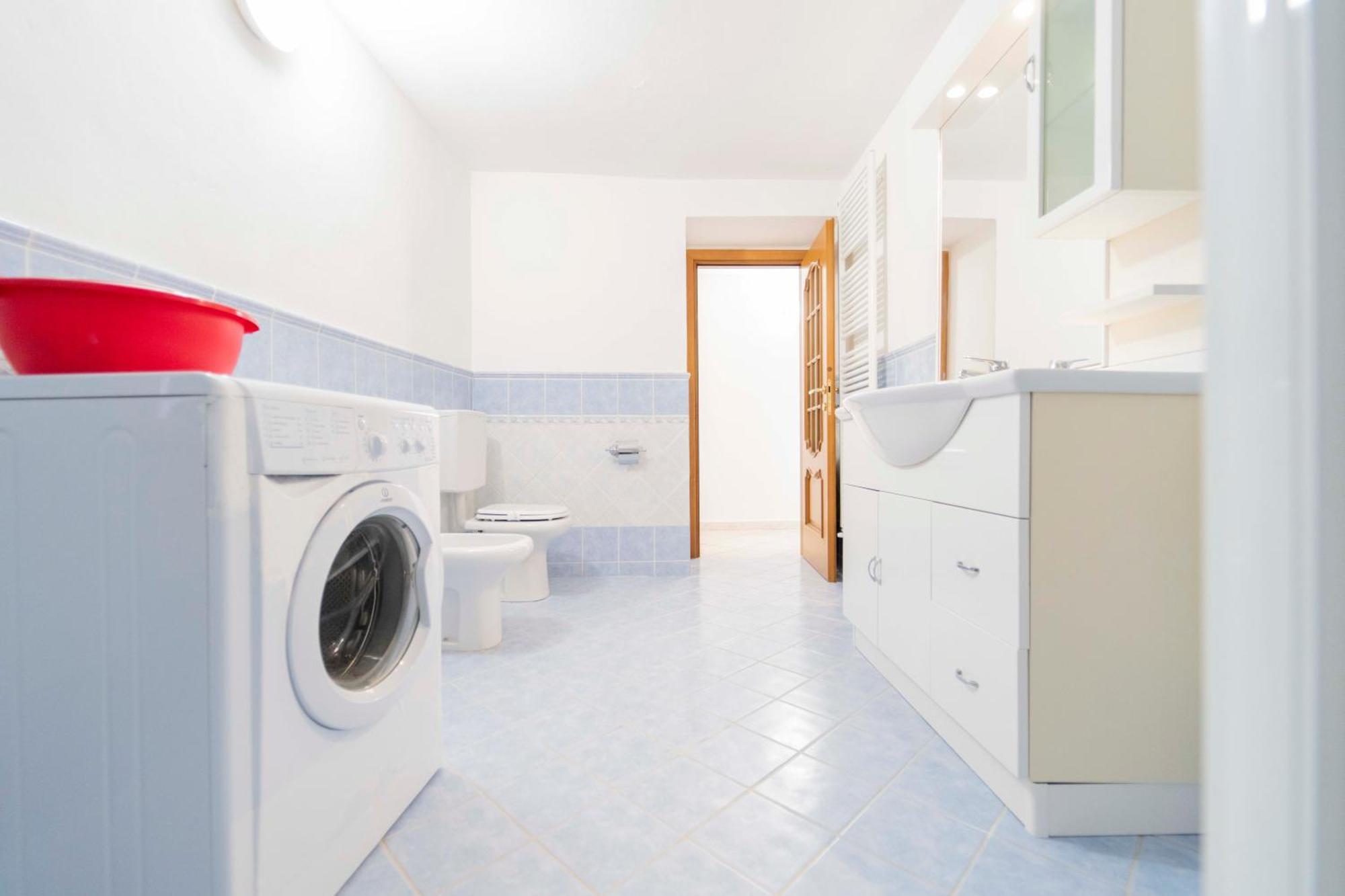 Casa Vacanza Il Portico Монелья Номер фото